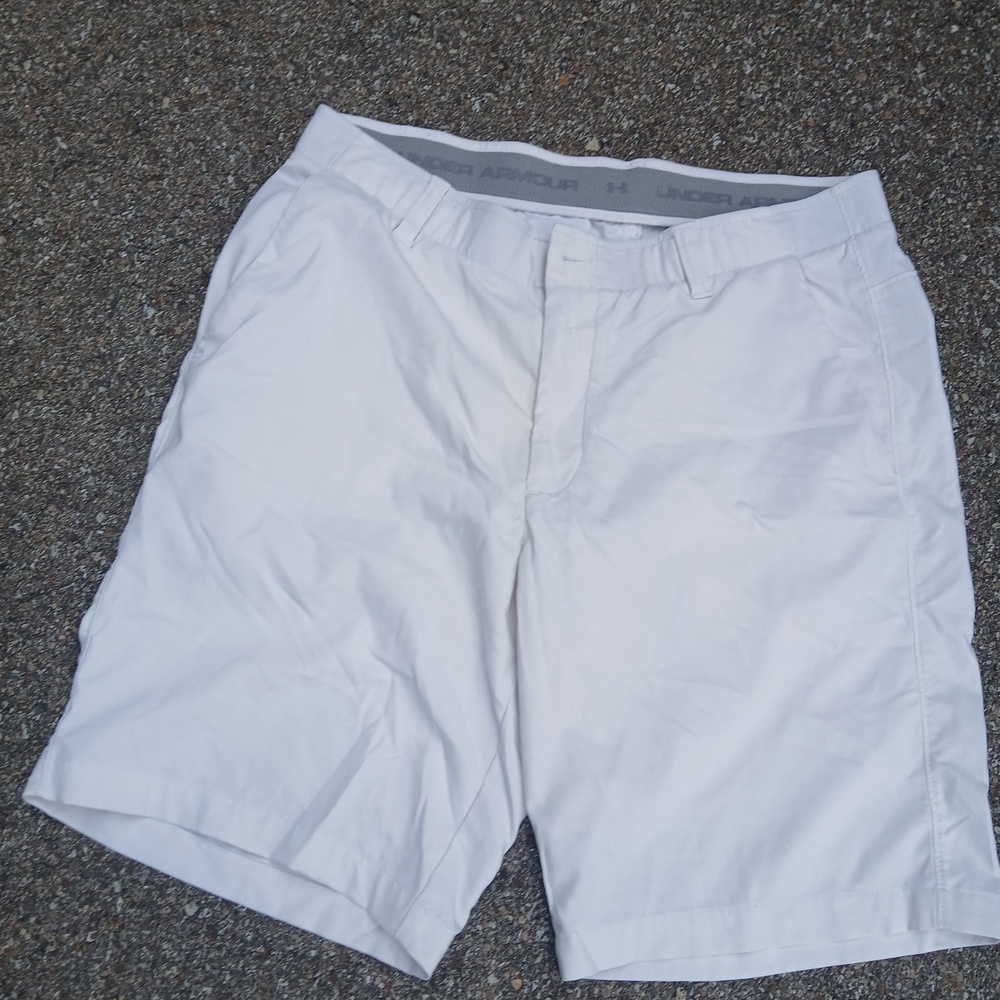 Under Armour Shorts Mens 36 White HeatGear Chino Golf Elastic Waist Casual